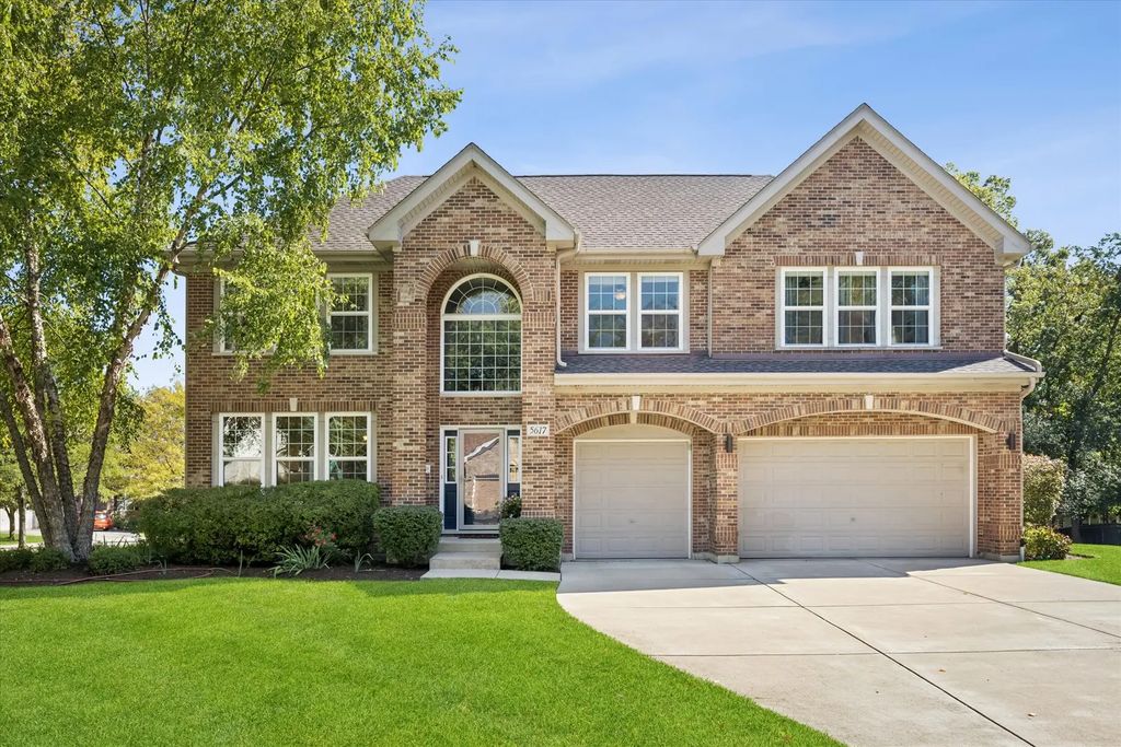5617 Red Oak Drive, Hoffman Estates