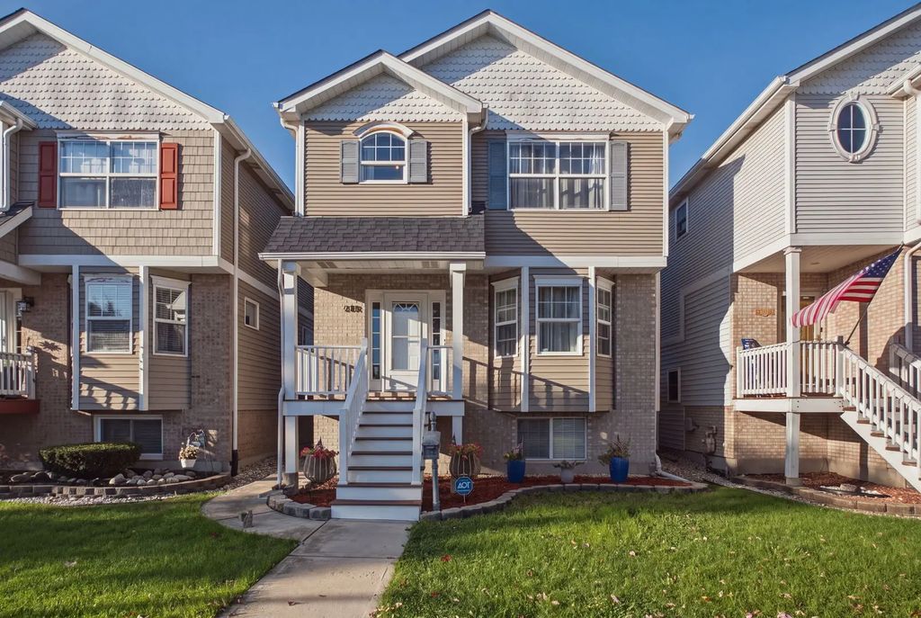 6108 W 60th Street, Chicago