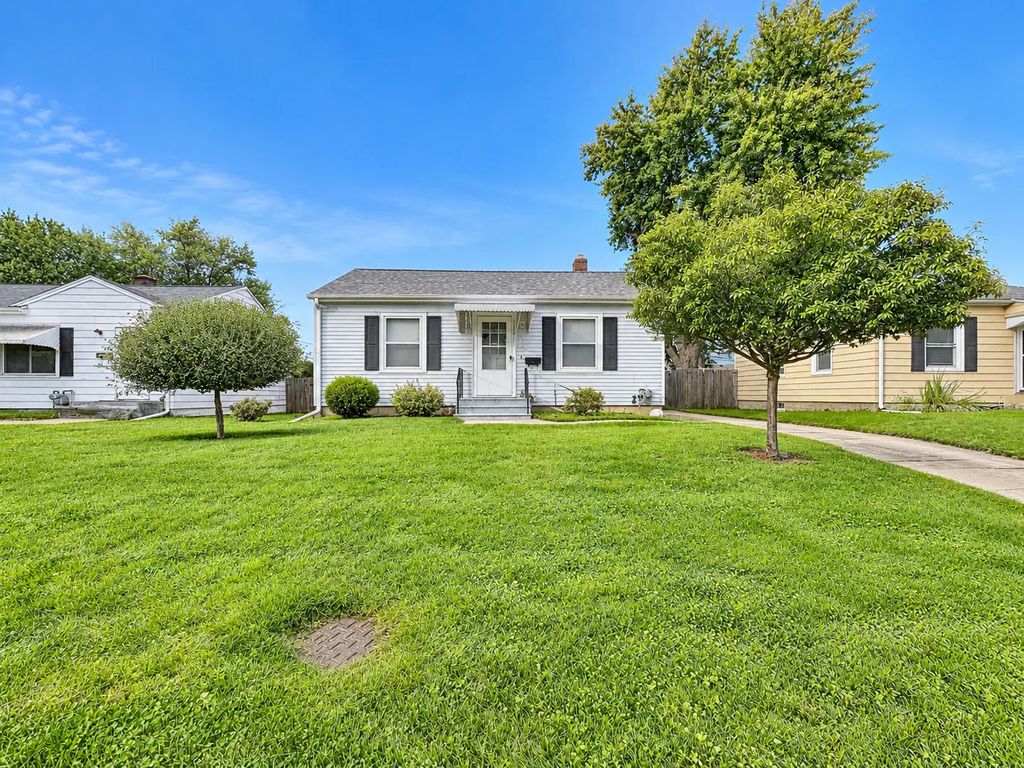 3228 25th Street, Rock Island