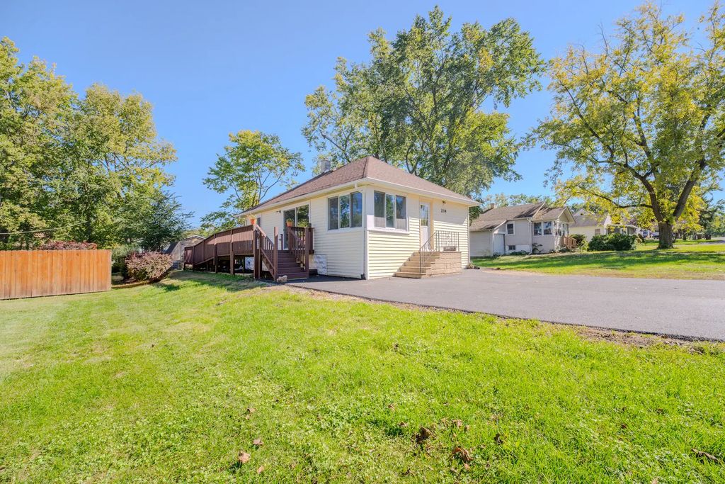 204 Barr Elms Avenue, Joliet