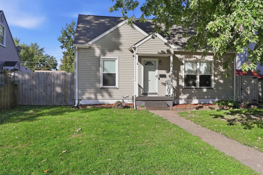 2630 Davie Street, Davenport