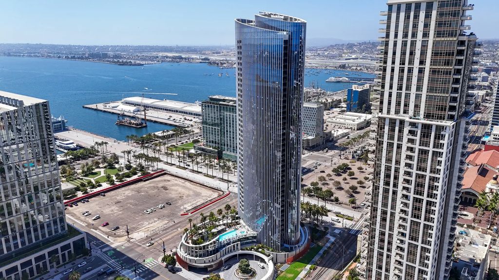 888 W E Street 2602, San Diego