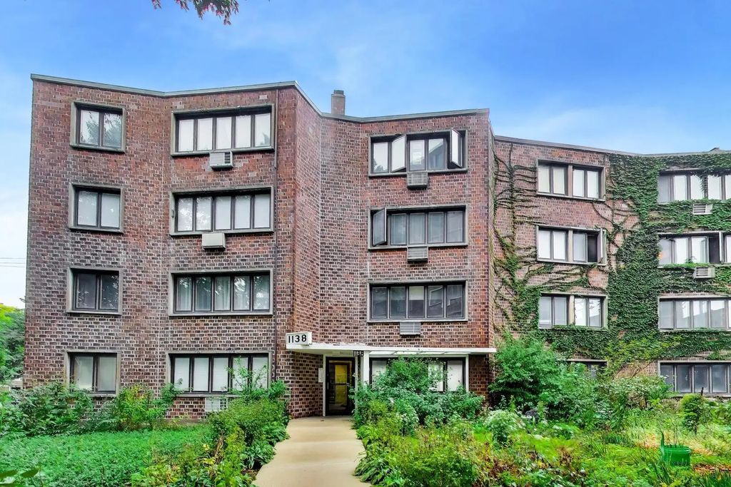 1138 W Lunt Avenue 2b, Chicago