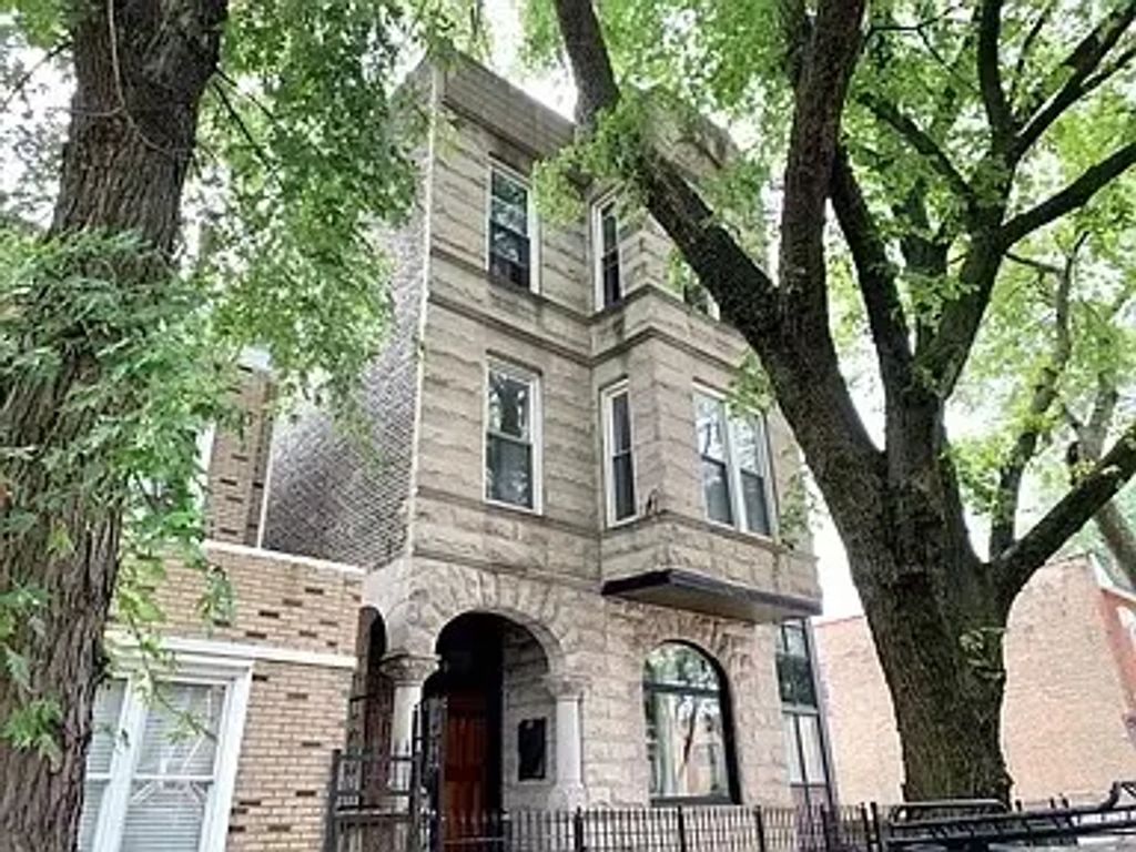 1409 N Campbell Avenue 1, Chicago