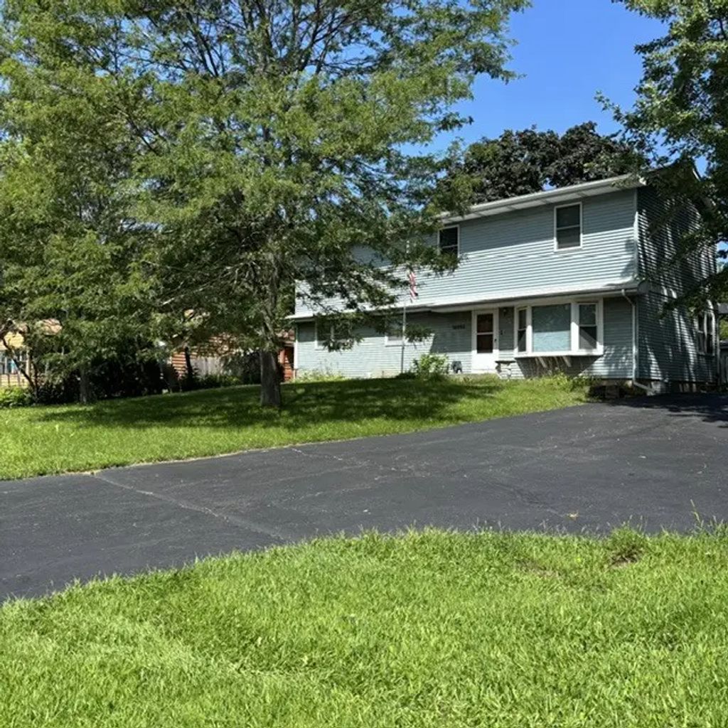18092 W Il Rt 120, Grayslake