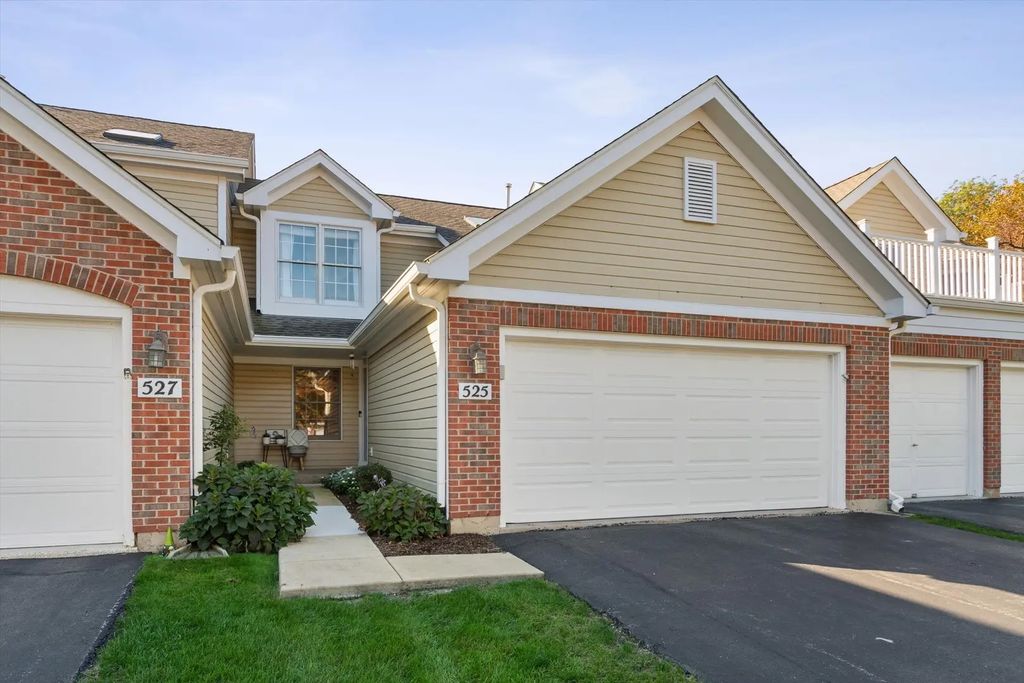 525 Bradbury Lane, Geneva