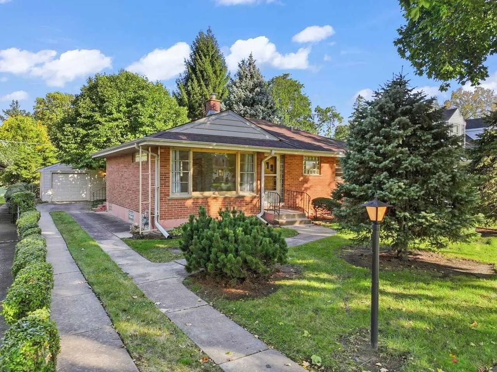 119 N Wille Street, Mount Prospect