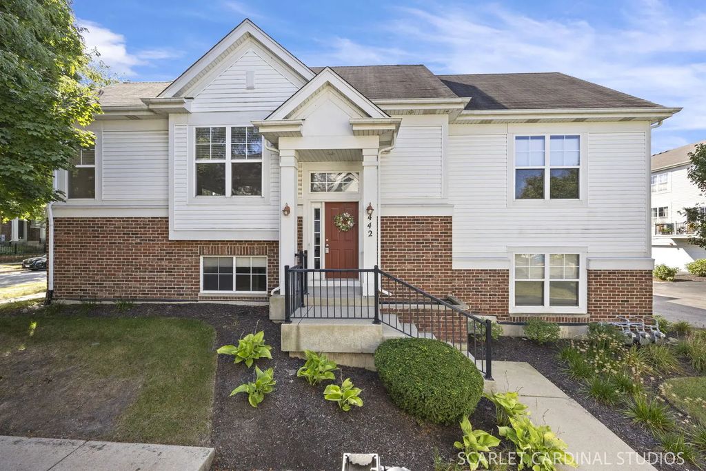 442 Plaza Place, Aurora