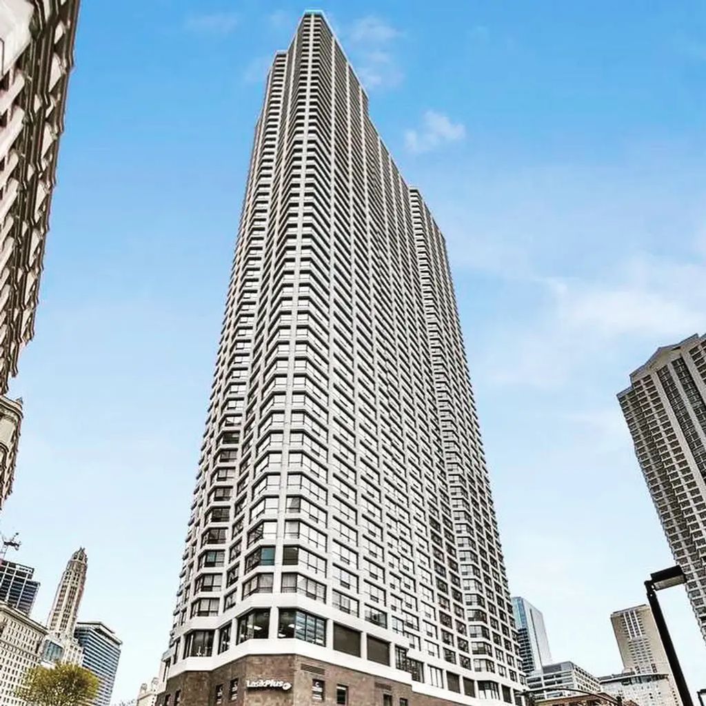 405 N Wabash Avenue B93, Chicago
