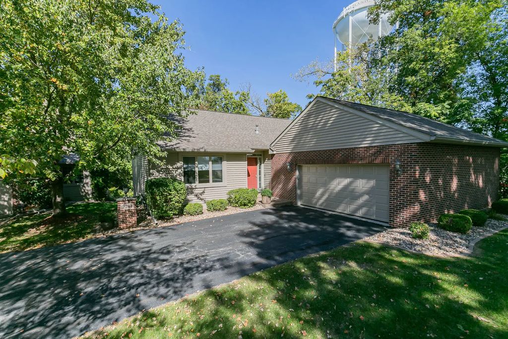 2241 31st Avenue, Rock Island