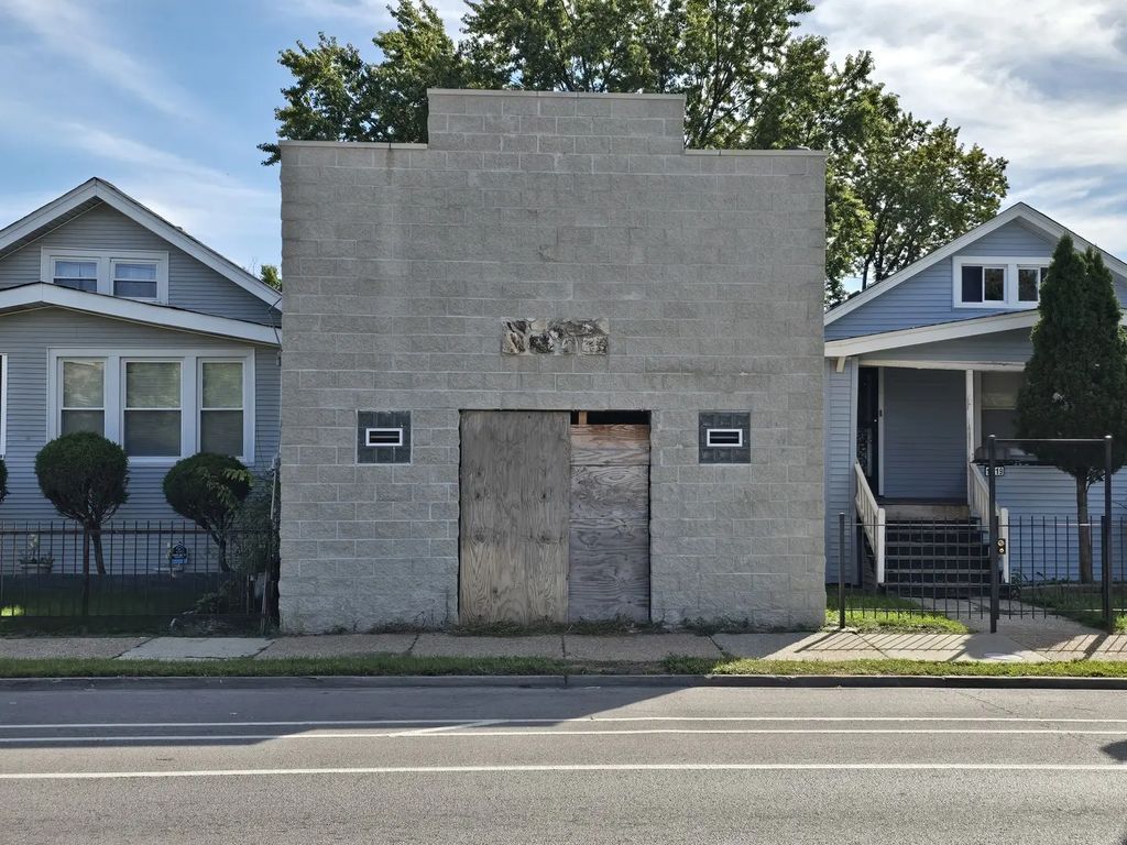 1117 W 103rd Street, Chicago
