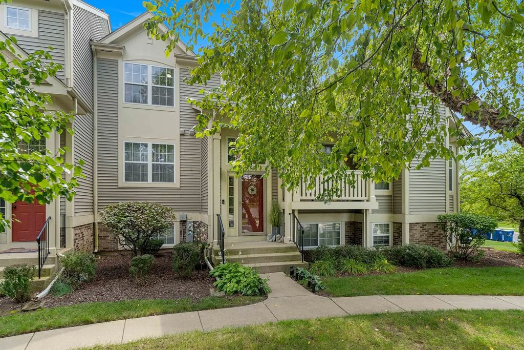 2881 N Augusta Drive, Wadsworth