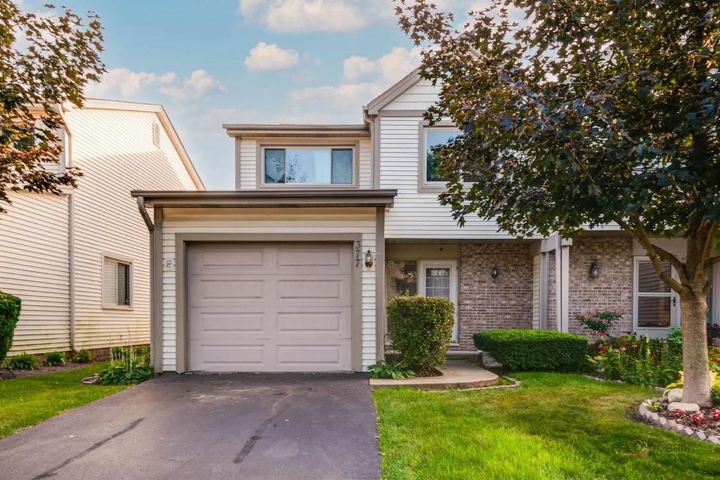 377 E Forest Knoll Drive, Palatine
