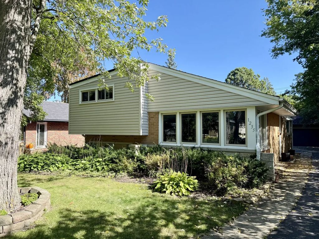 1235 Ferndale Avenue, Highland Park