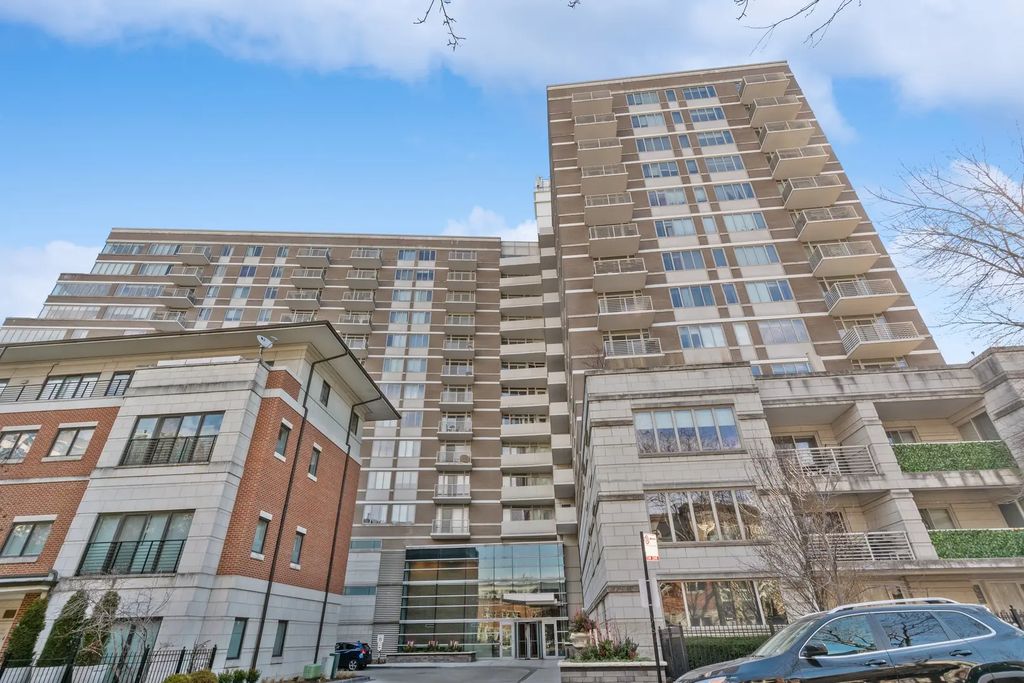 1515 S Prairie Avenue P-269, Chicago