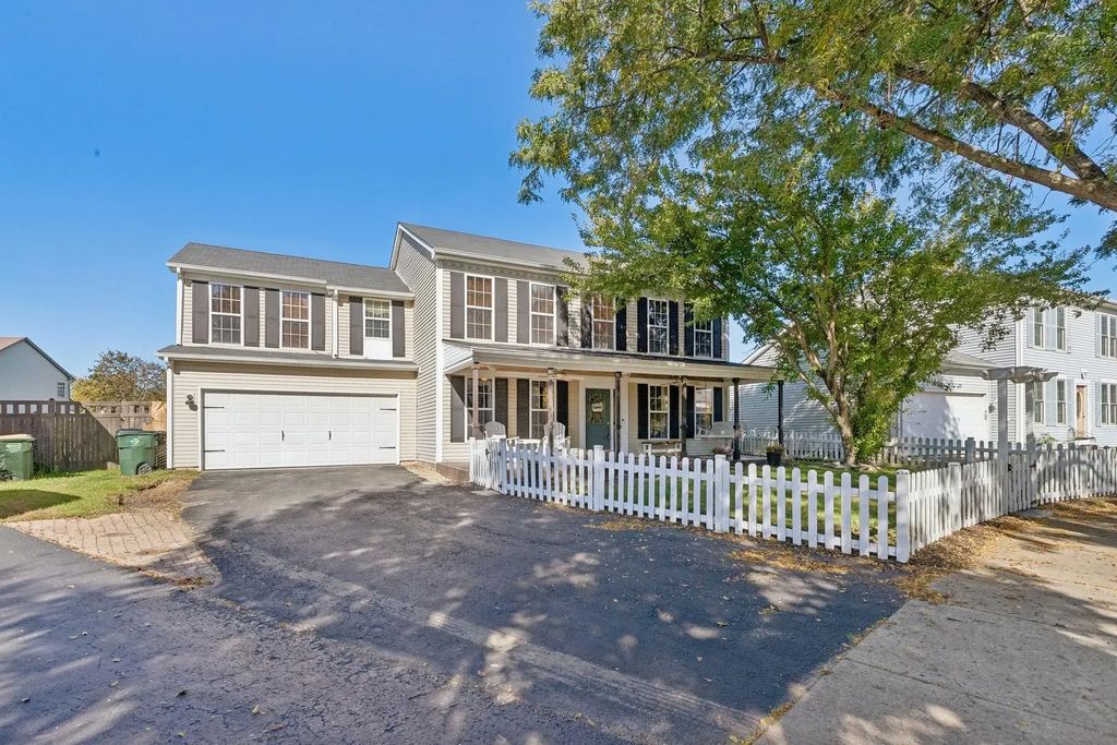 123 Eisenhower Drive, Oswego
