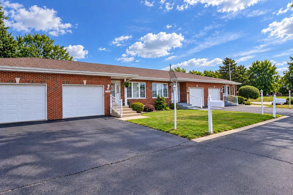 11455 Crossings Court, Alsip