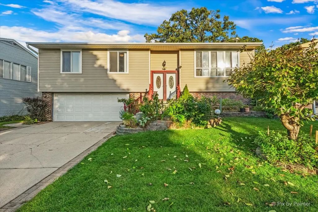 231 Briarwood Drive, Elgin