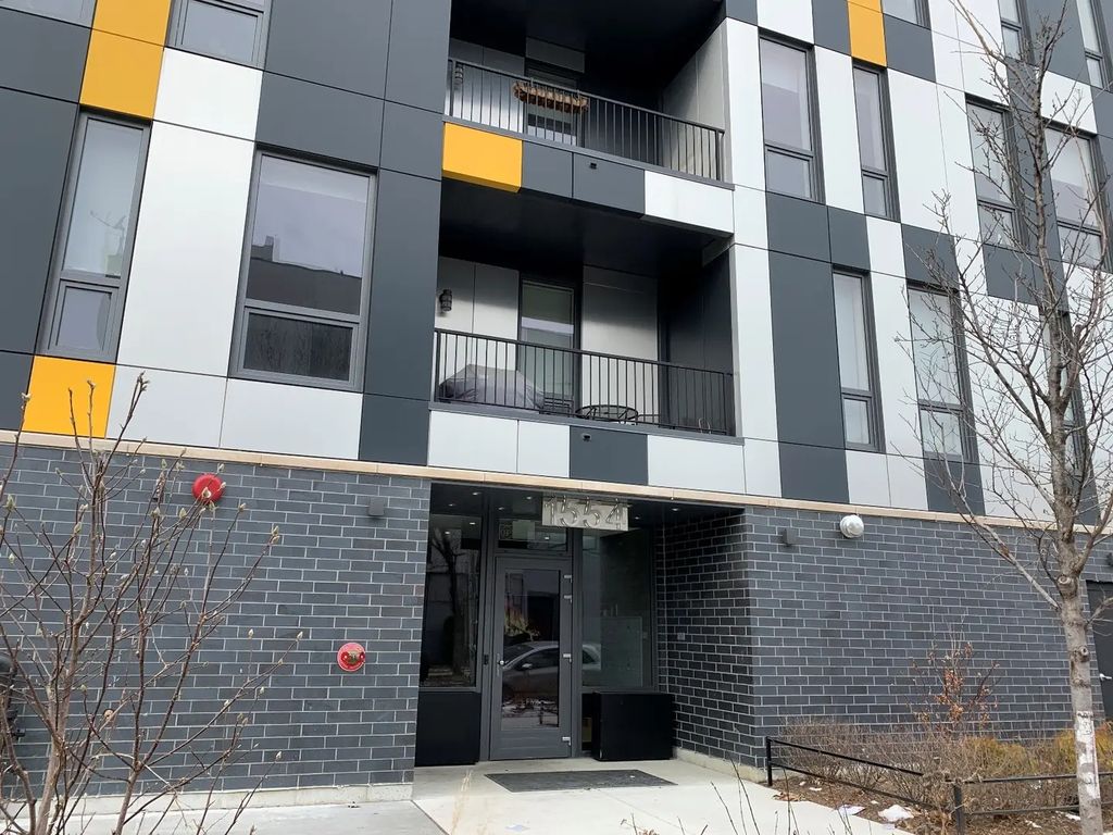 1554 N Talman Avenue 404, Chicago