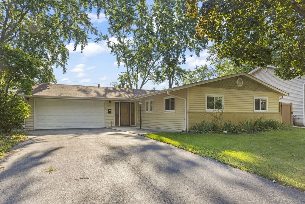 7101 Edgebrook Lane, Hanover Park
