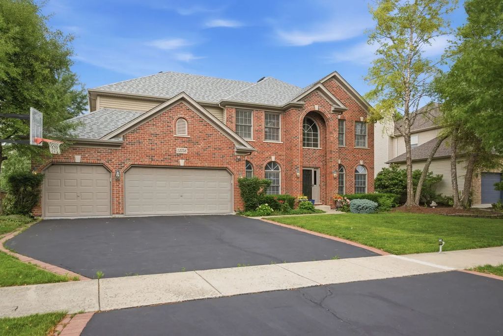 12758 Barrow Lane, Plainfield