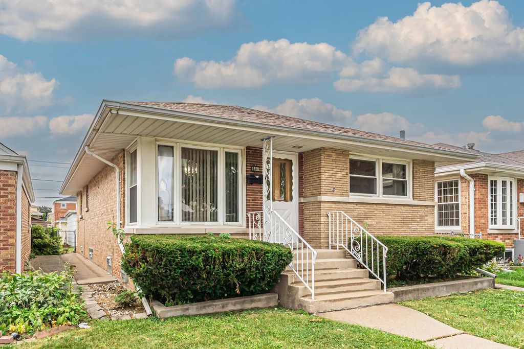 1528 N 21 Avenue, Melrose Park