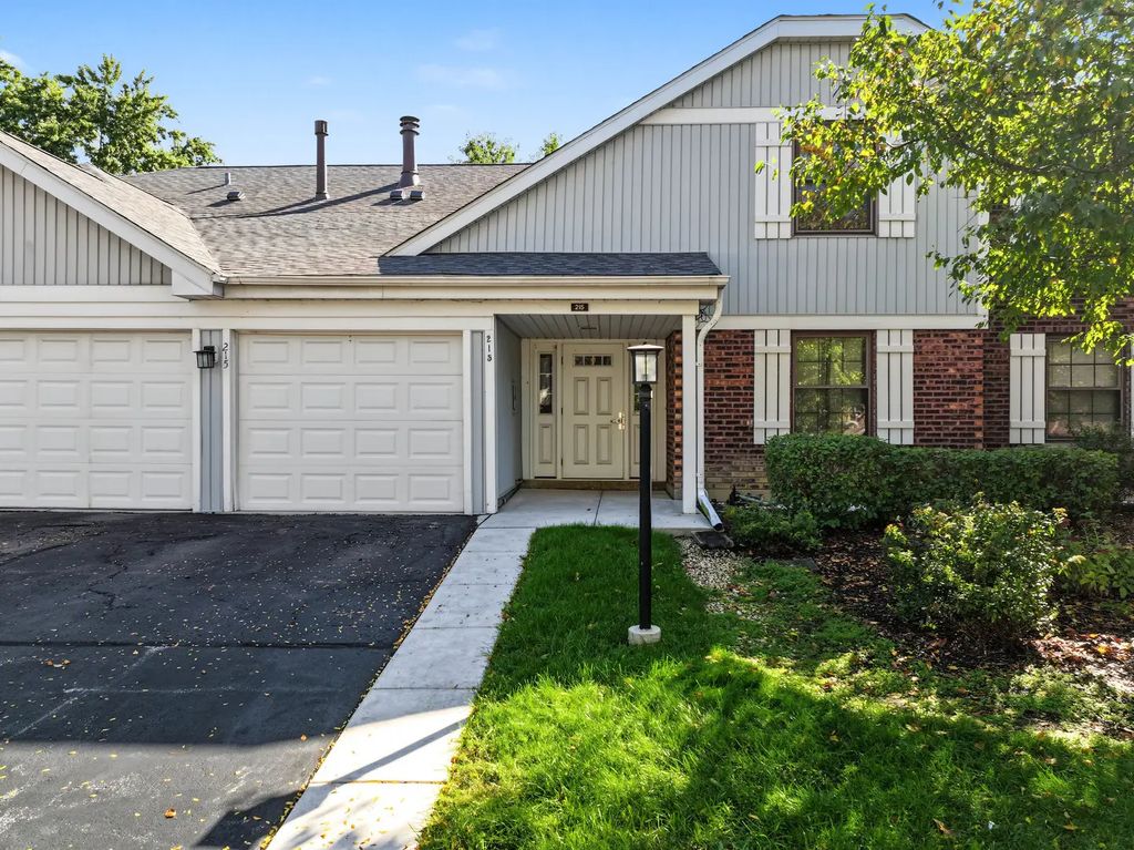215 Brookston Drive B2, Schaumburg
