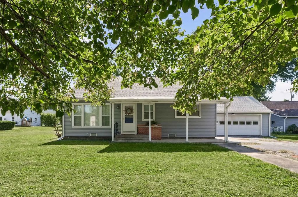 205 E Jefferson Street, Philo