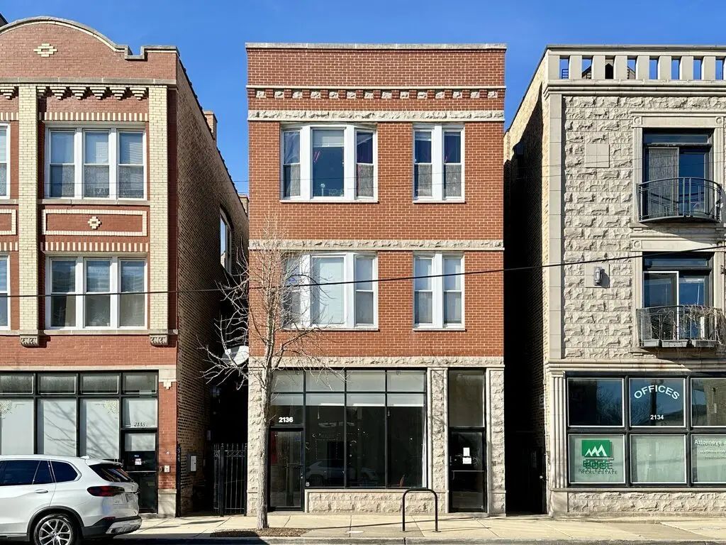 2136 W Chicago Avenue 1, Chicago
