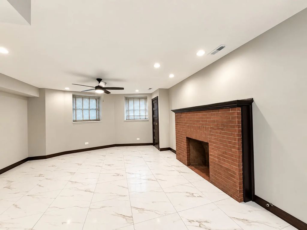 442 E 48th Street B2, Chicago