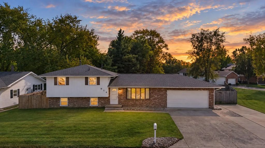 914 North Drive, Rantoul
