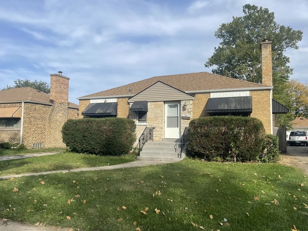 2313 S 17th Avenue, Broadview