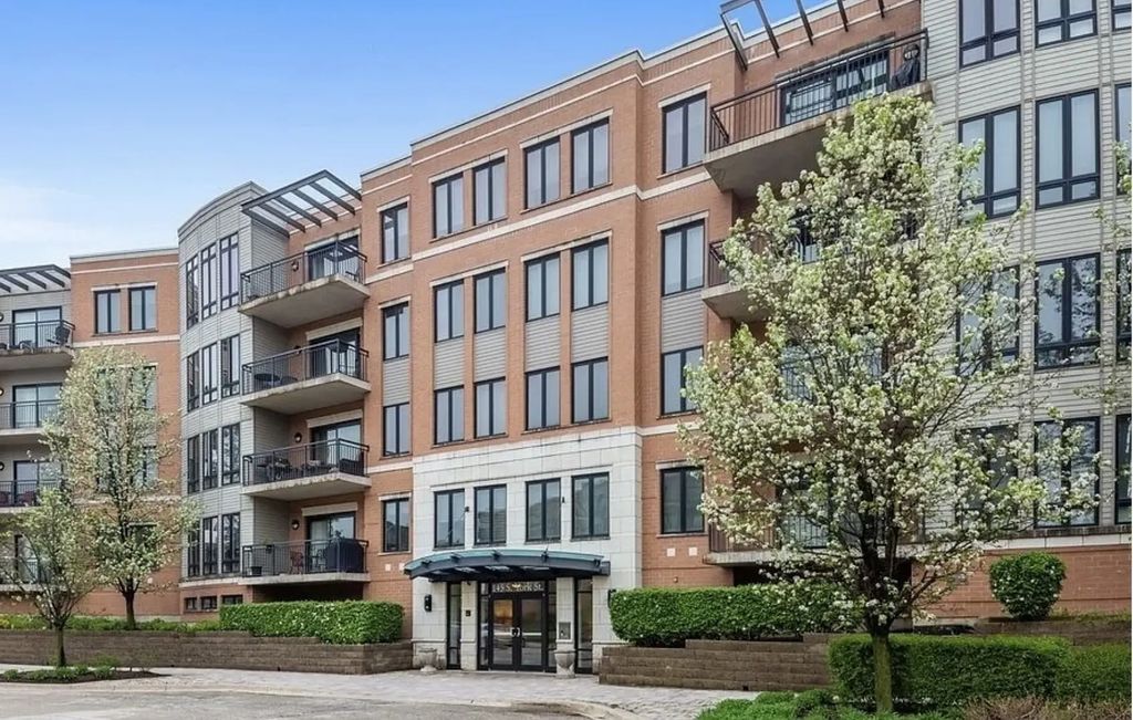 145 S York Street 328, Elmhurst