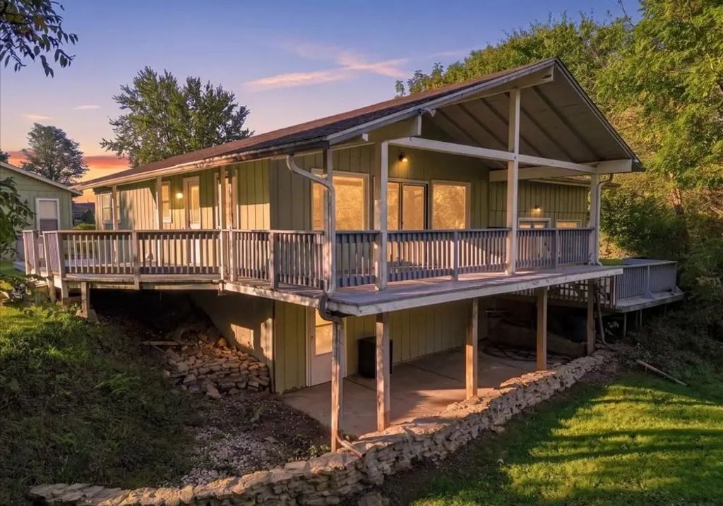 7276 E Oak Drive, Stillman Valley