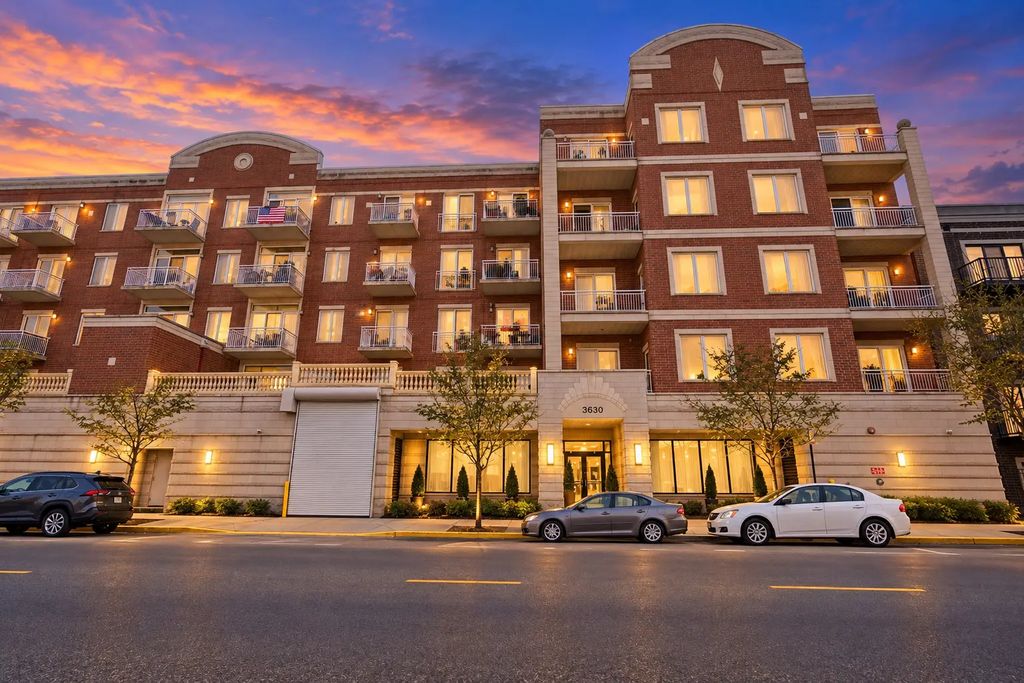 3630 N Harlem Avenue 205, Chicago