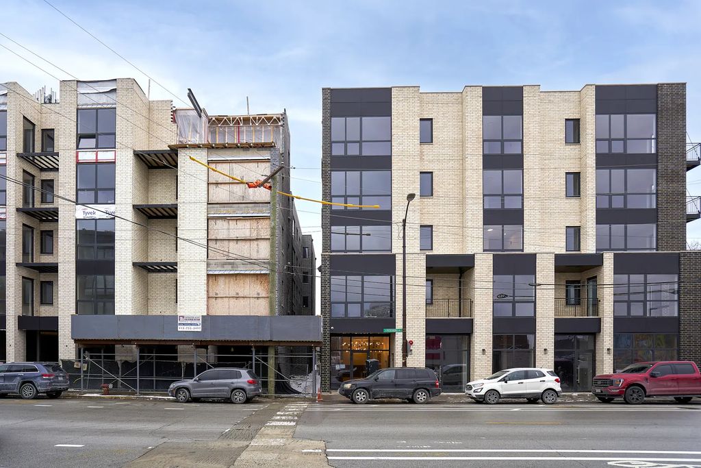503 E Pershing Avenue 405, Chicago