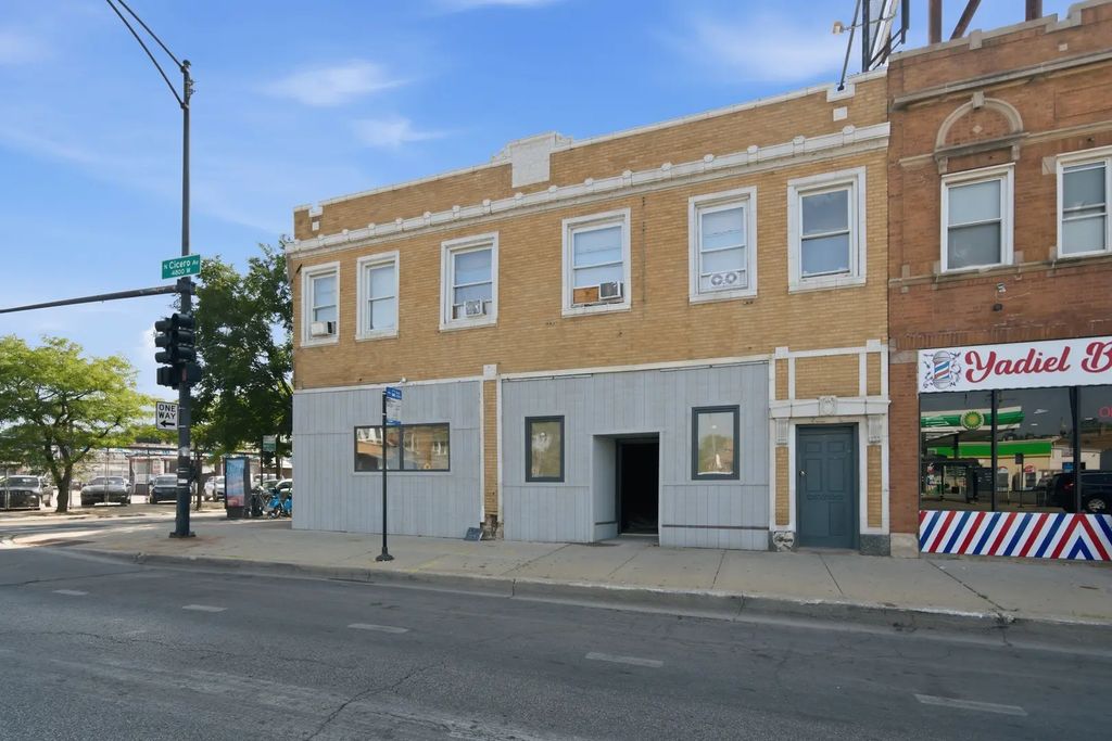 2957 N Cicero Avenue, Chicago