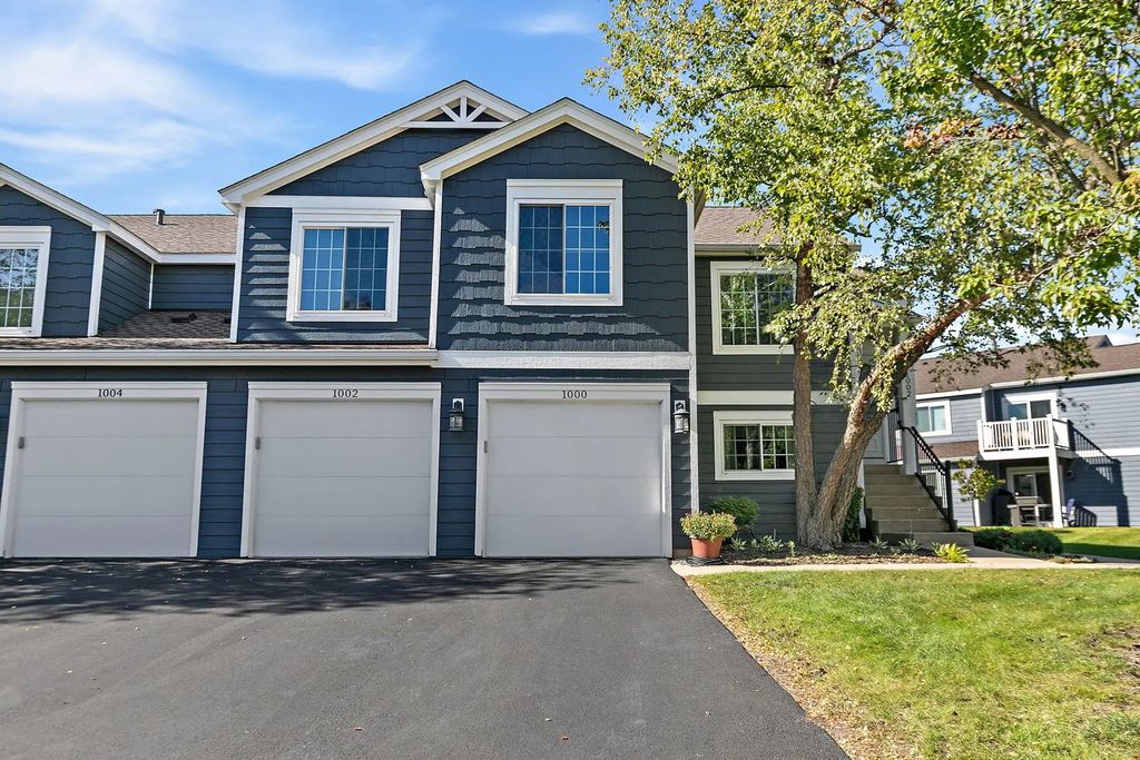 1002 Boston Circle 1002, Schaumburg