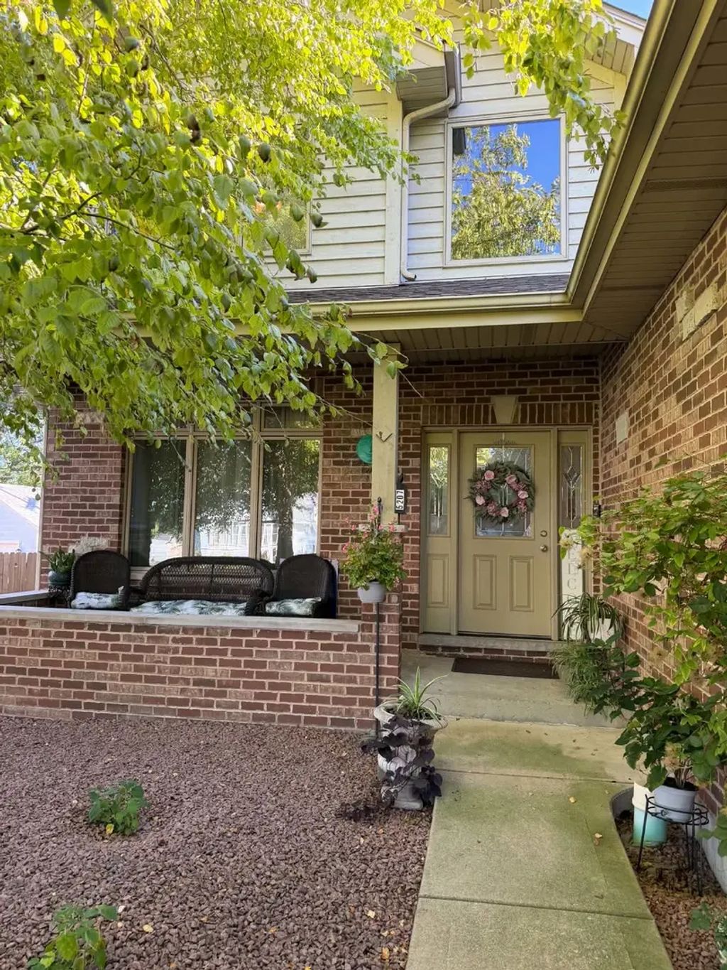 5207 Warren Avenue, Hillside