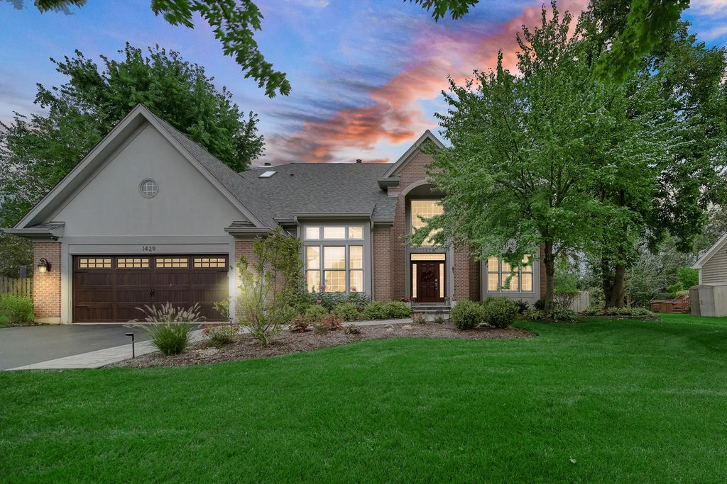 1429 Braxton Road, Libertyville