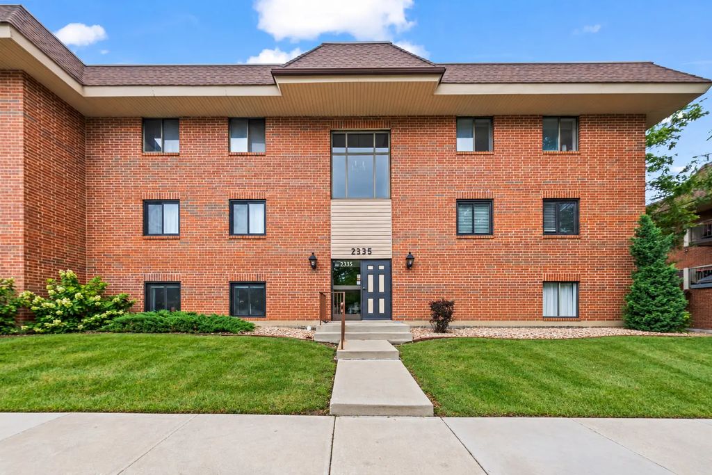 2335 S Main Street 3a, Lombard