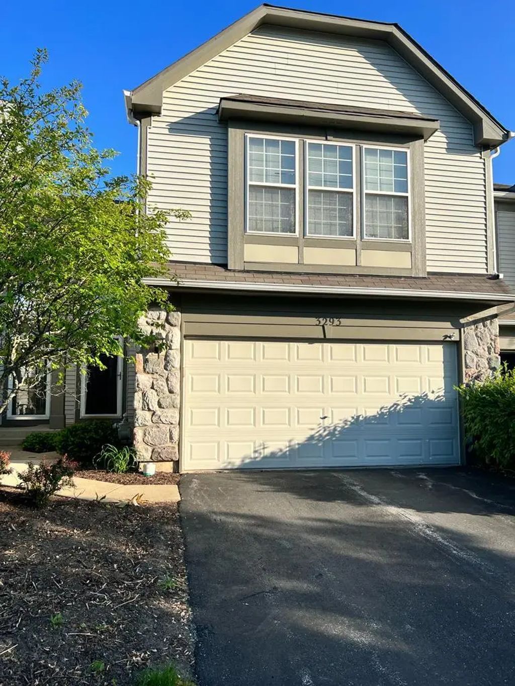 3293 Cremin Lane, Aurora