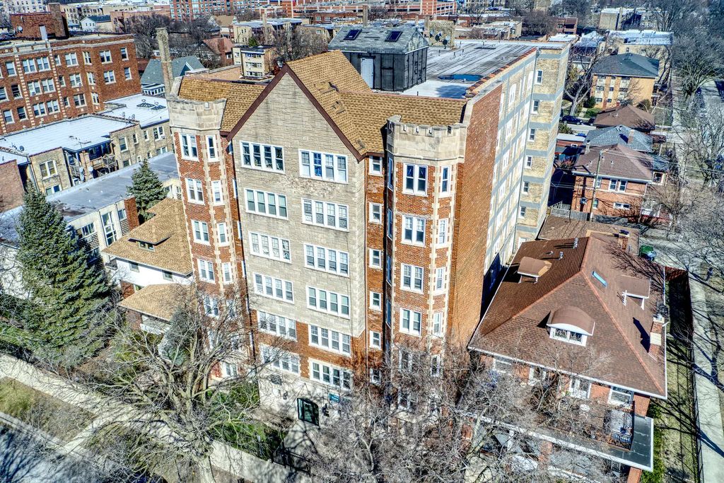 1608 W Sherwin Avenue 610, Chicago