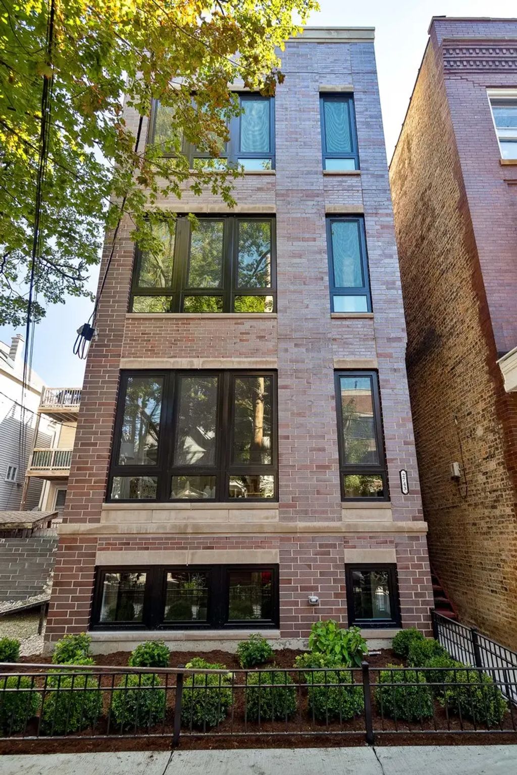 2743 N Seminary Avenue 2, Chicago