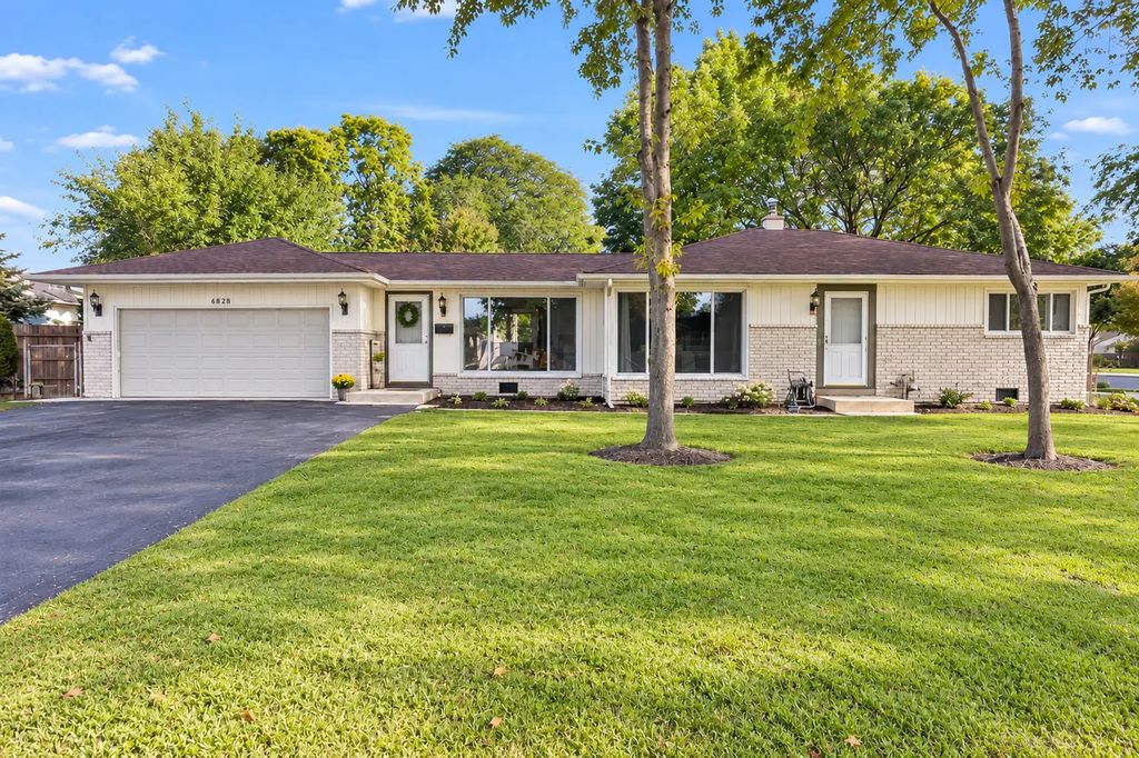 3810 Bobwhite Lane, Rolling Meadows