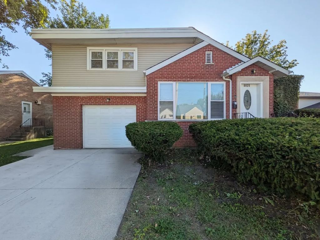 8825 S California Avenue, Evergreen Park