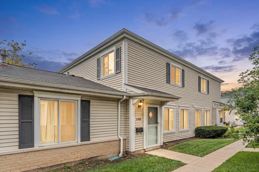 1353 Cove Drive 207b, Prospect Heights