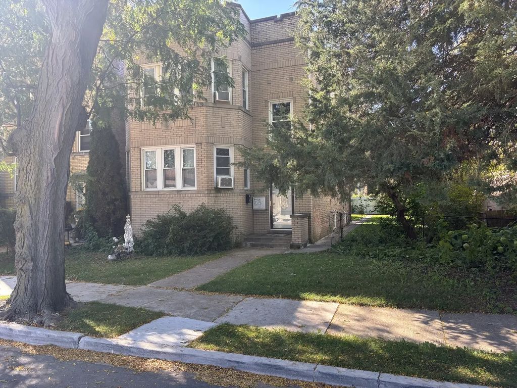 8612 Kimball Avenue, Skokie