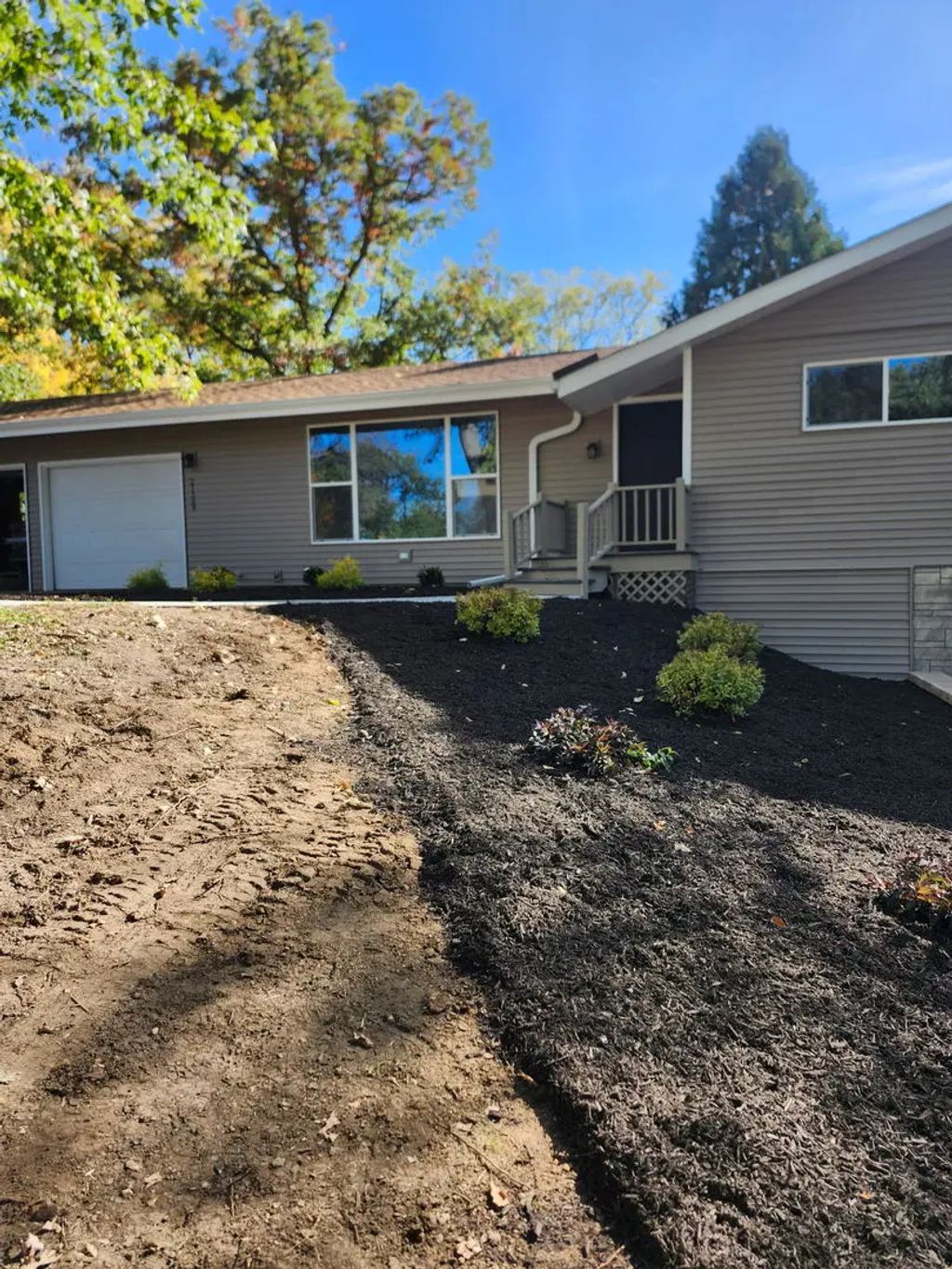 21309 Robin Road, Harvard