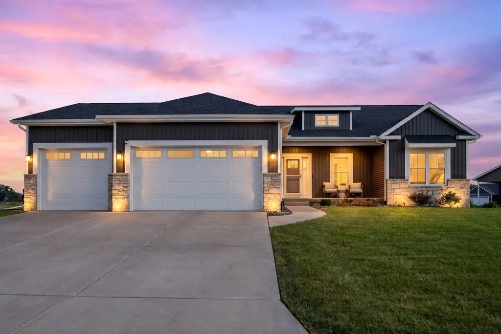 493 Mason Drive, Riverdale